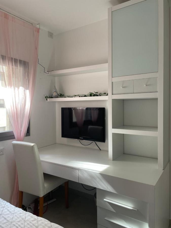 Sea & Fun Apartment Hadera Exterior photo