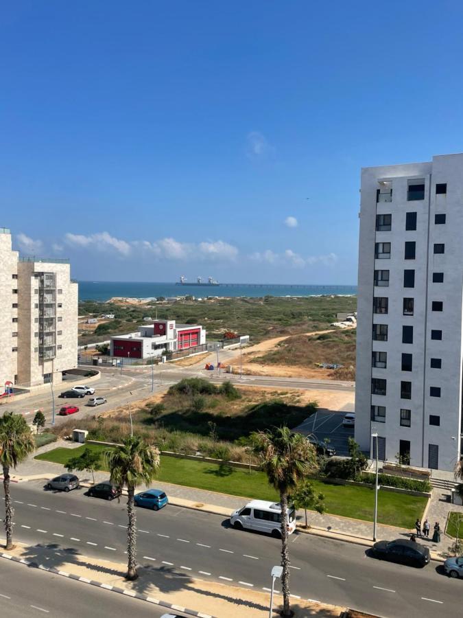 Sea & Fun Apartment Hadera Exterior photo
