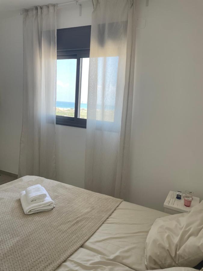 Sea & Fun Apartment Hadera Exterior photo